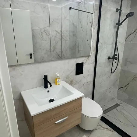 アパート Apartament 3 Lux Baneasa ブカレスト